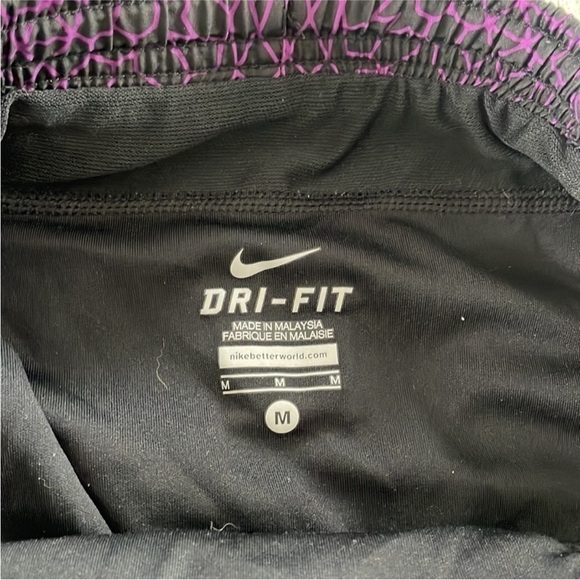 Nike Size Medium Dri-Fit Sporty Athletic Activewear Shorts. - Picture 5 of 5